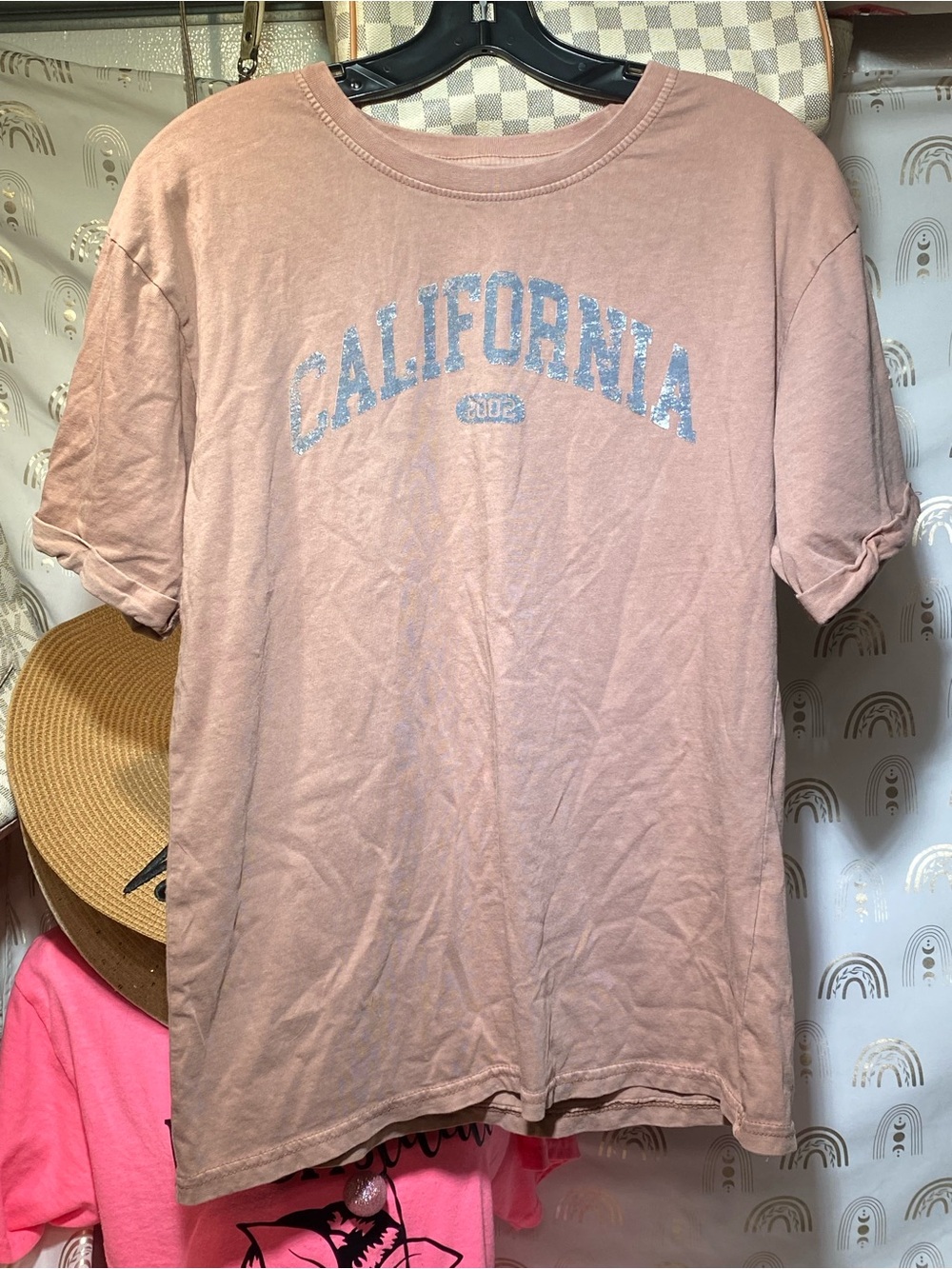 C&C California Sunwashed Tee in Dusty Rose with Navy Print